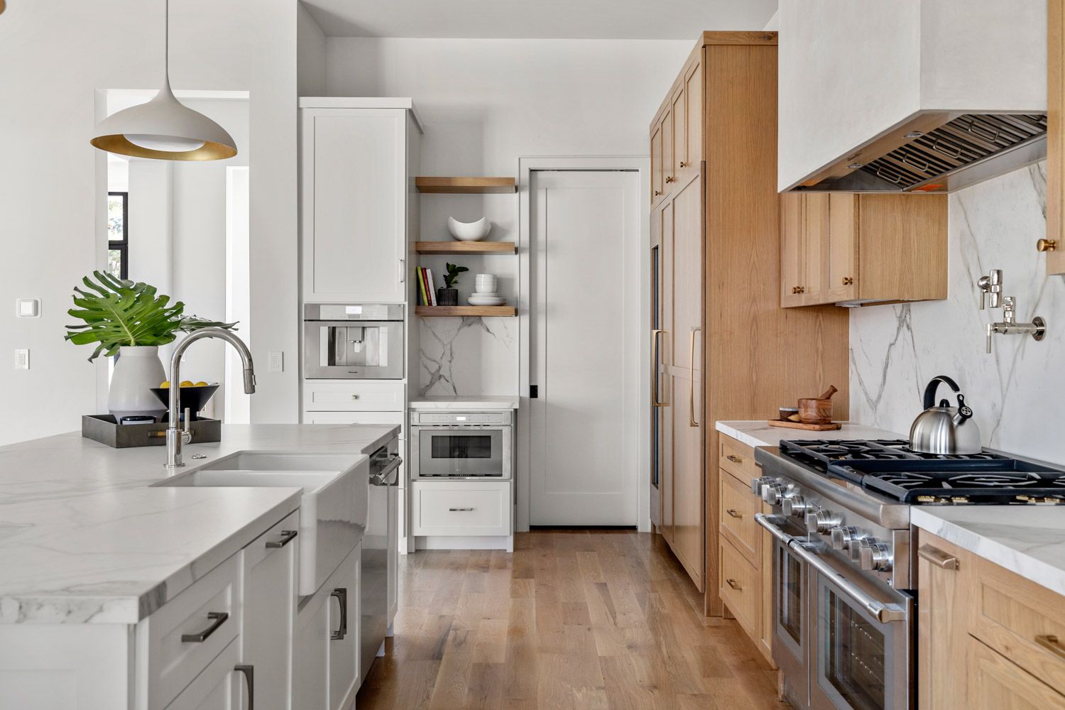 Unika-Homes_Houston-Custom-Home-Builder_Cedar-Creek-05