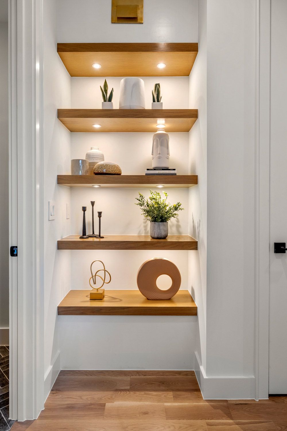 Unika-Homes_Houston-Custom-Home-Builder_Cedar-Creek-04