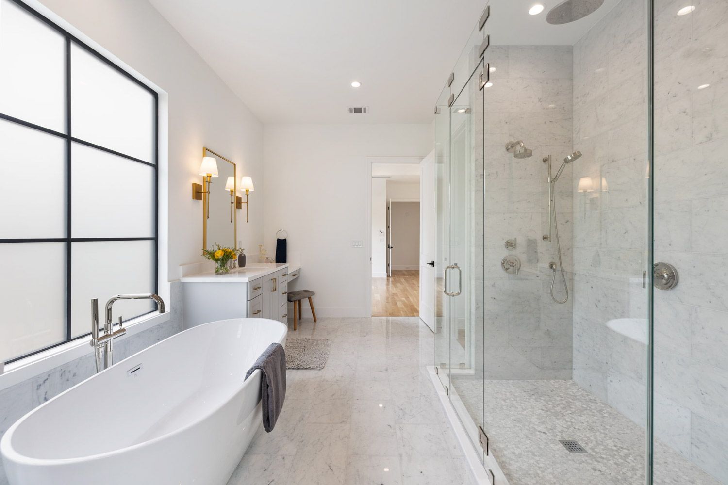 Unika-Homes_Houston-Custom-Home-Builder_Burgoyne-08