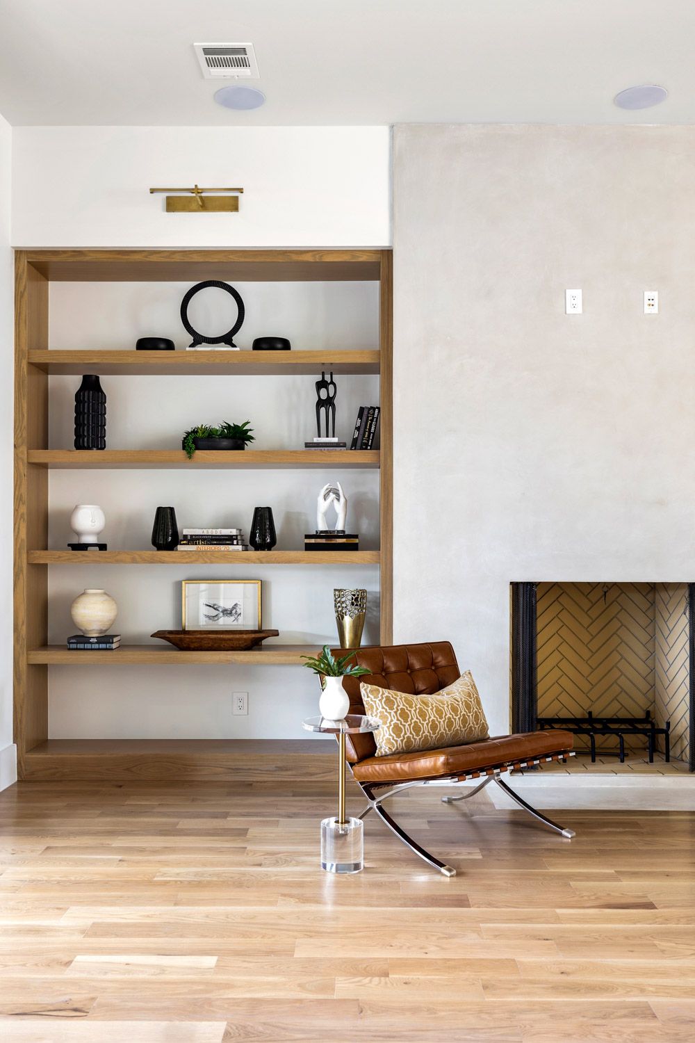 Unika-Homes_Houston-Custom-Home-Builder_Cedar-Creek-06