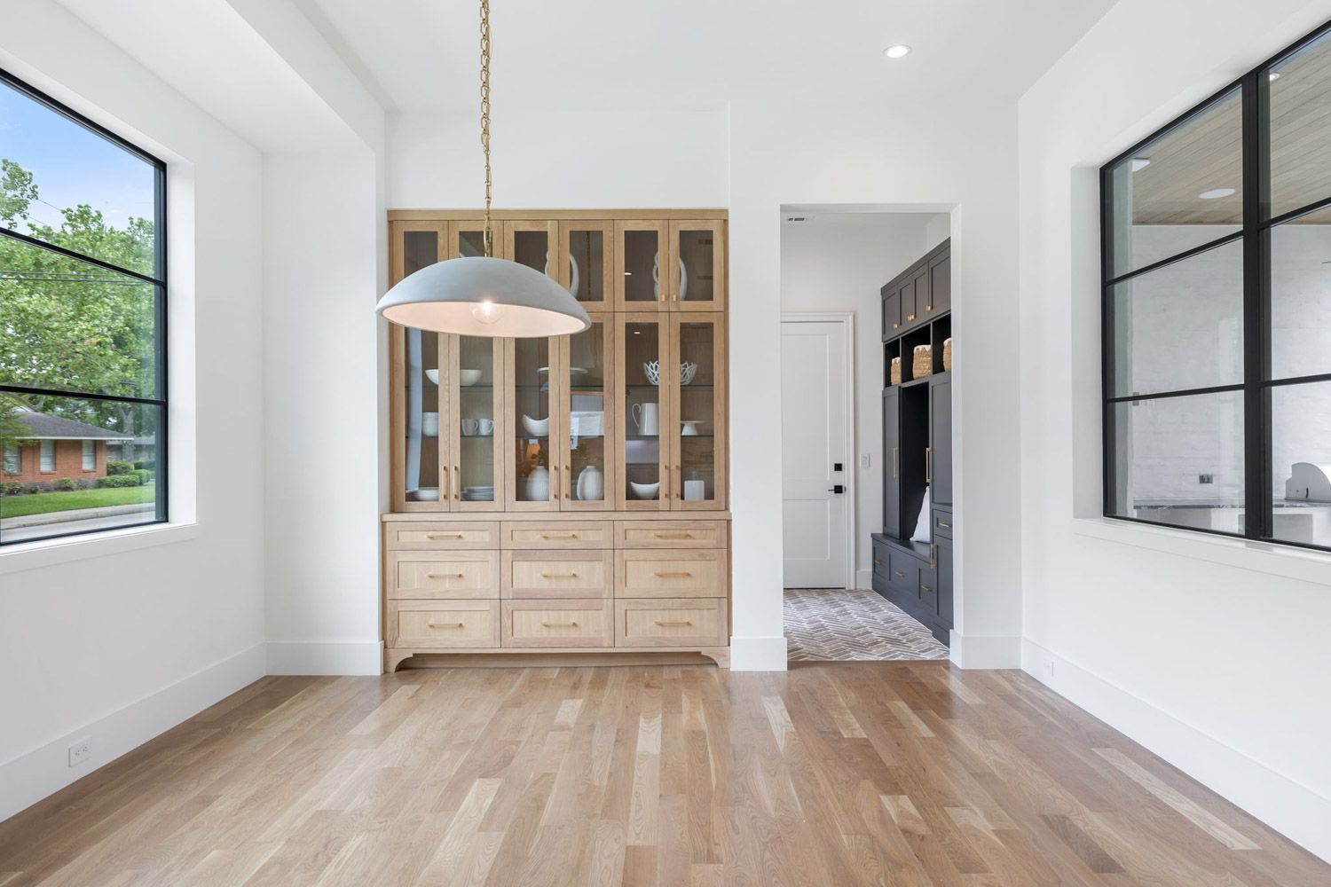 Unika-Homes_Houston-Custom-Home-Builder_Burgoyne-06