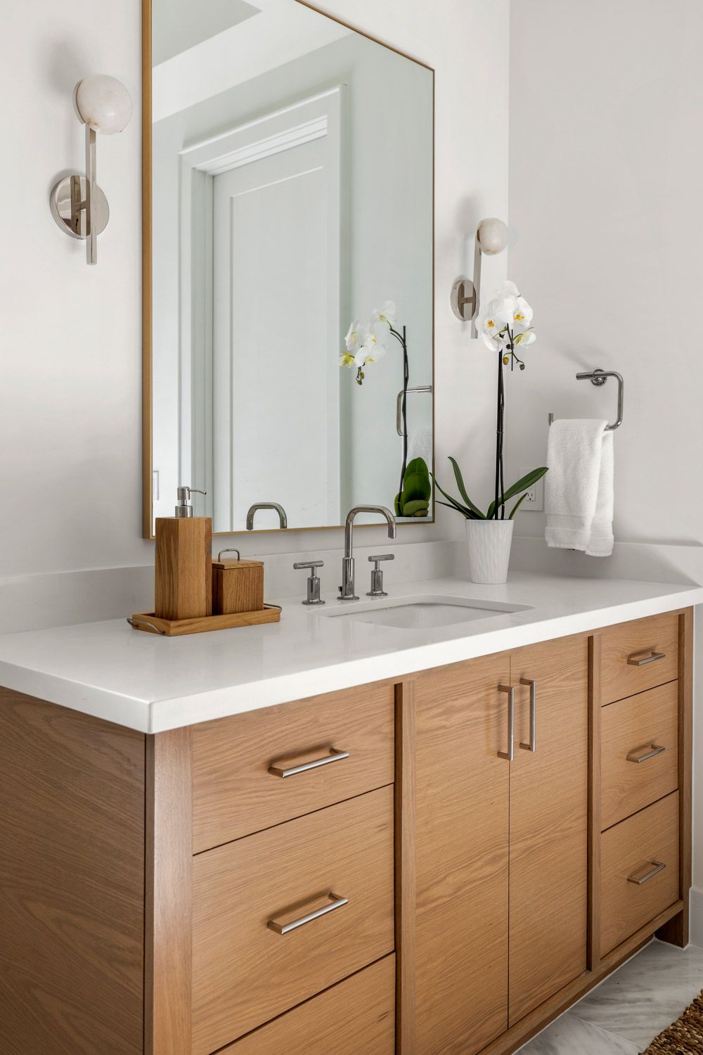 Unika-Homes_Houston-Custom-Home-Builder_Cedar-Creek-01