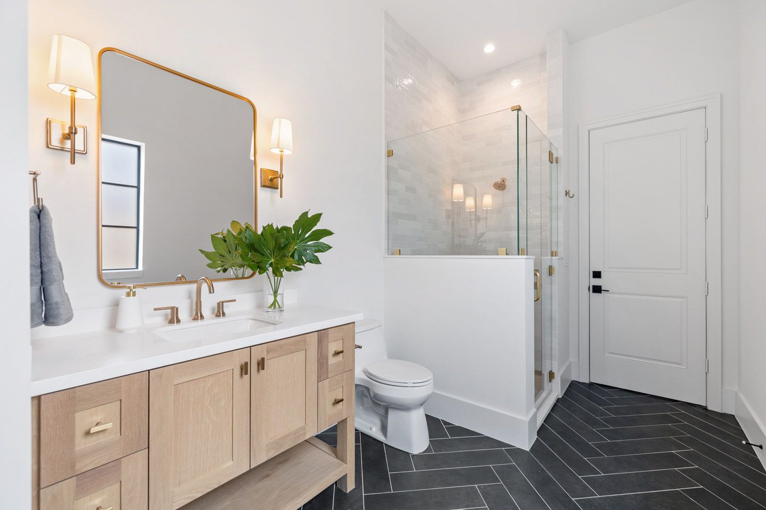 Unika-Homes_Houston-Custom-Home-Builder_Burgoyne-03